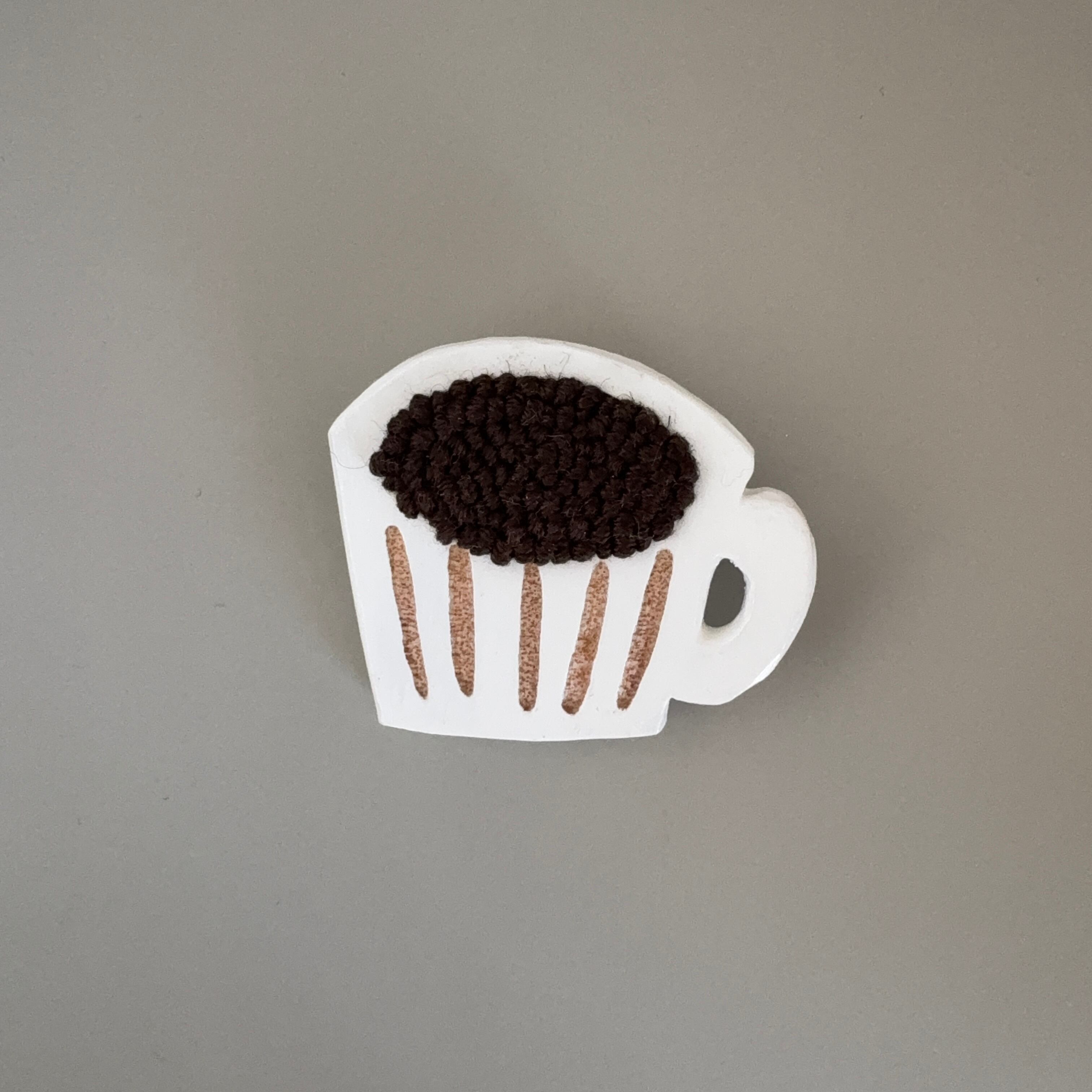 coffee brooch no.55