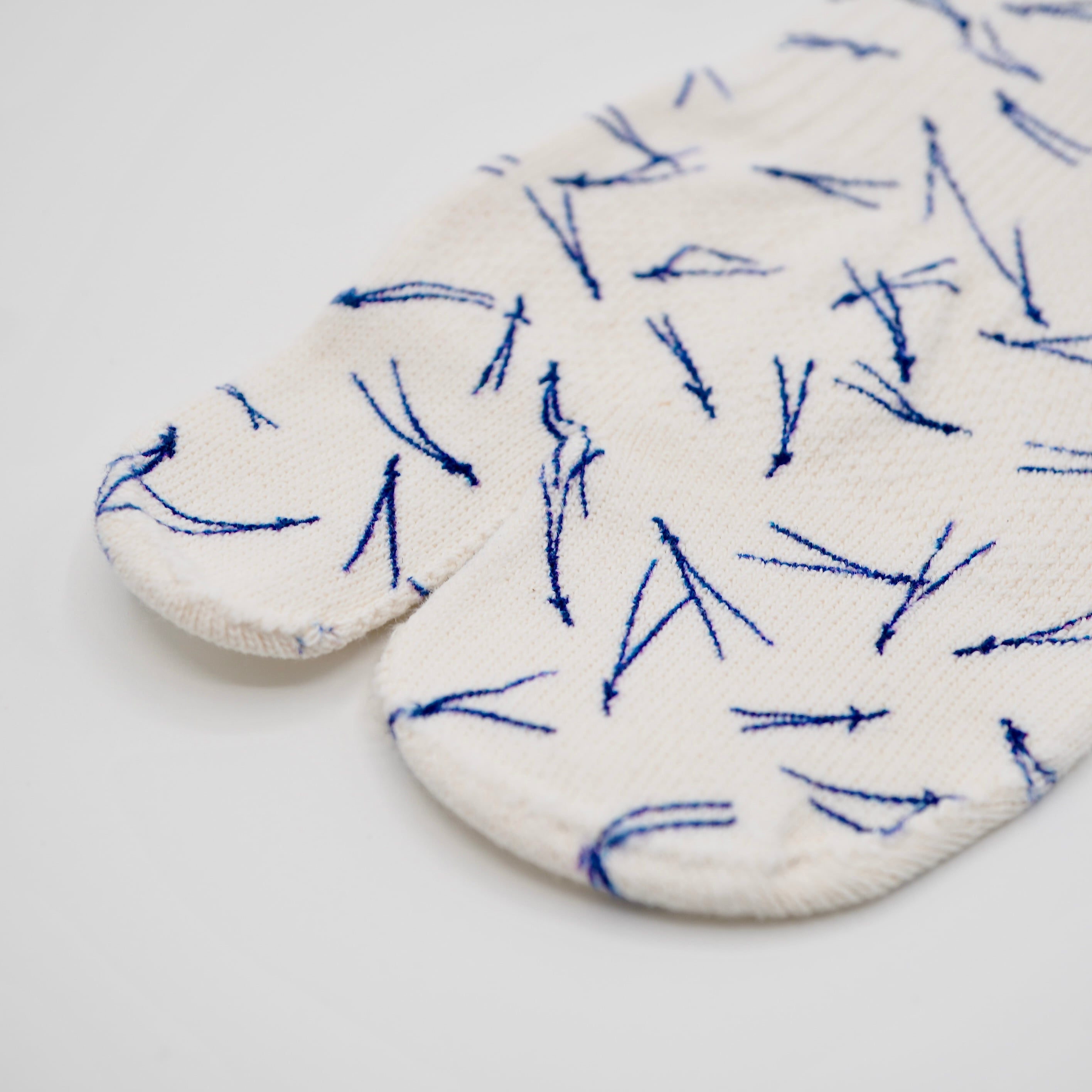 松葉柄 紺 足袋和紙プリントソックス レギュラー丈