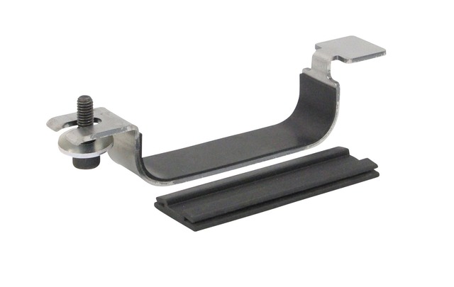 【在庫セール】Terzo テルッツォ (by PIAA) ルーフボックス オプション 4個入 エアロバー取付クランプ ブラック Terzoエアロバー用取付クランプ ローライダーシリーズ/シンメトリック用 EA200A