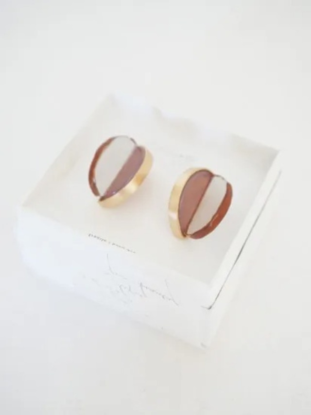 Chisato muro Two-tone ピアス ラベンダー
