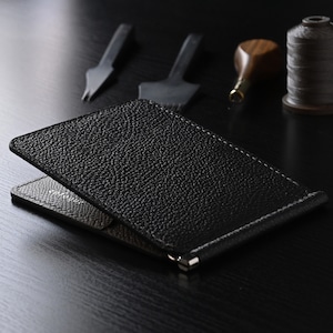 手縫い仕立てのマネークリップ財布【薄型 】 黒桟革&フレンチカーフレザー エタン
