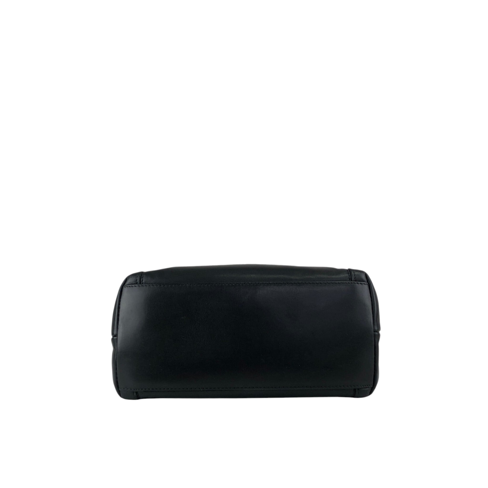 CHANEL シャネル ショルダーバッグ ブラック ココマーク レザー