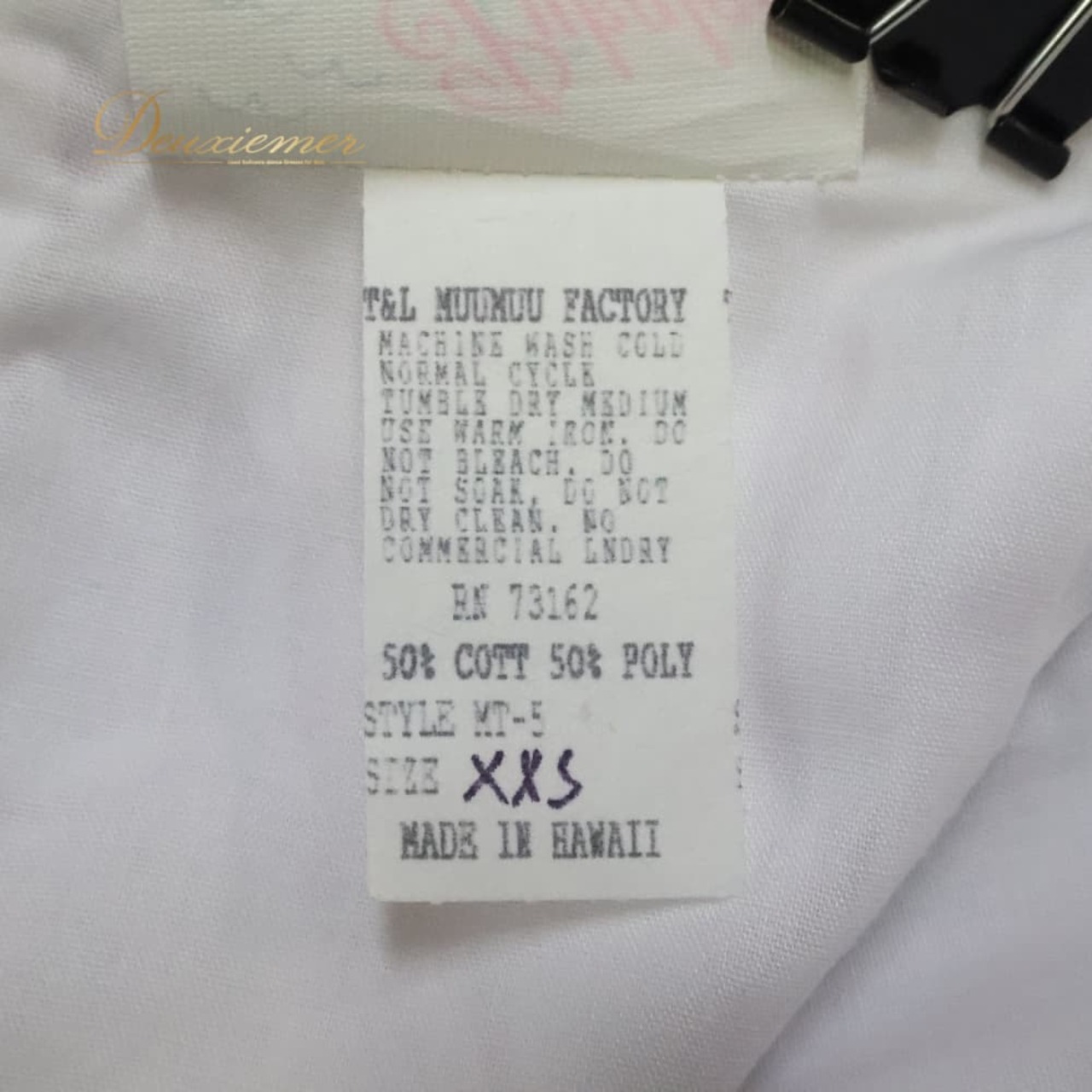 フラダンス 衣装 T&L MUUMUU FACTORY ムームーファクトリー ワンピース ドレス ホワイト系 ハワイ製 ワンカラー ホルターネック きれい 上品 高級感 かわいい 華やか 鮮やか 明るい アロハ ハワイアンプリント フラ ダンス レッスン 練習