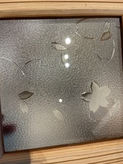 【さくら】昭和の型板ガラス(2-3mm)【A4サイズ程度】※5枚以上購入必要