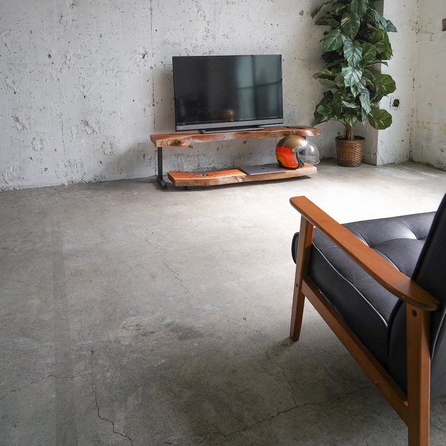 欅の一枚板 テレビ台