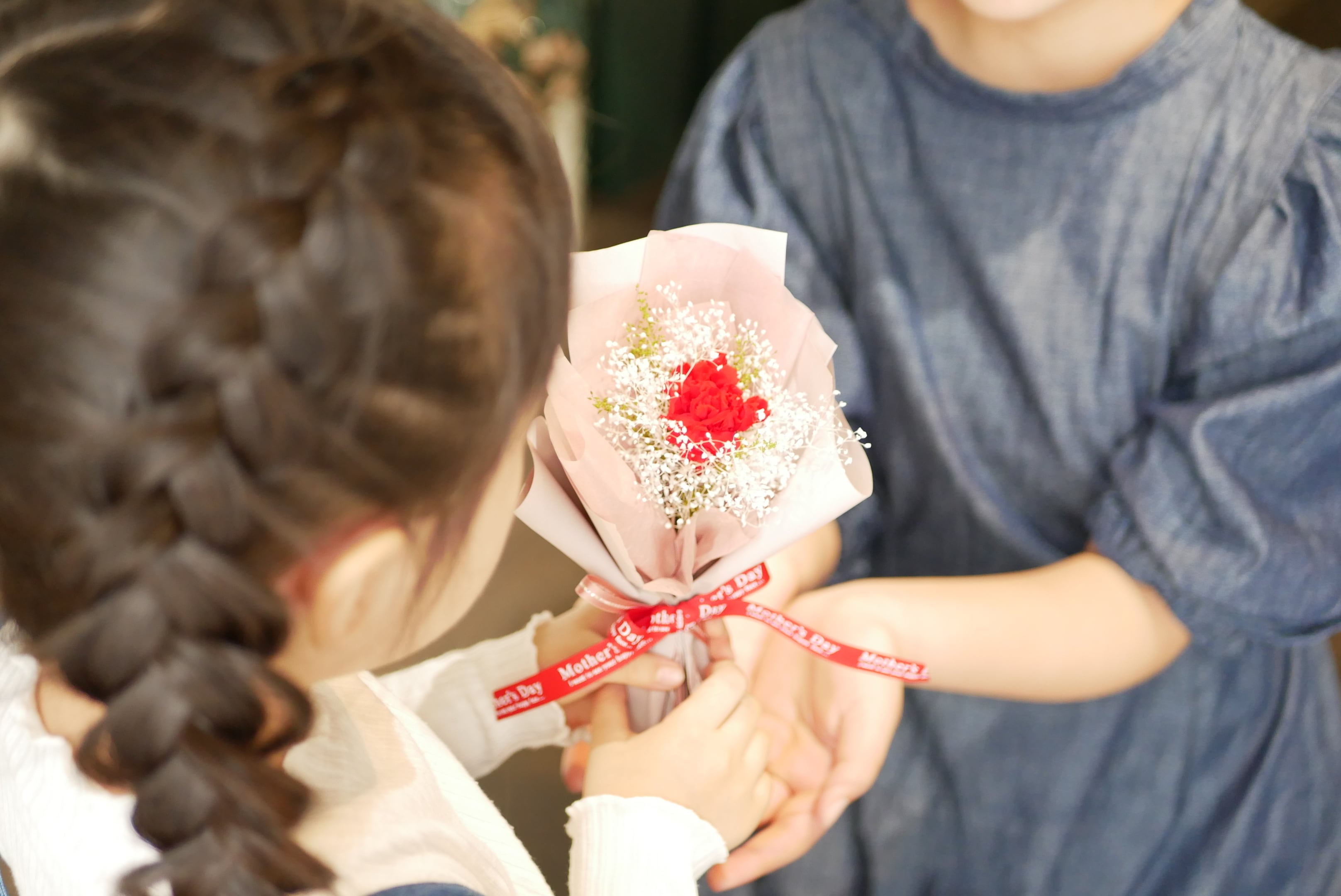 Y様専用 母の日に♡カーネーションとかすみ草のプチブーケ | flower