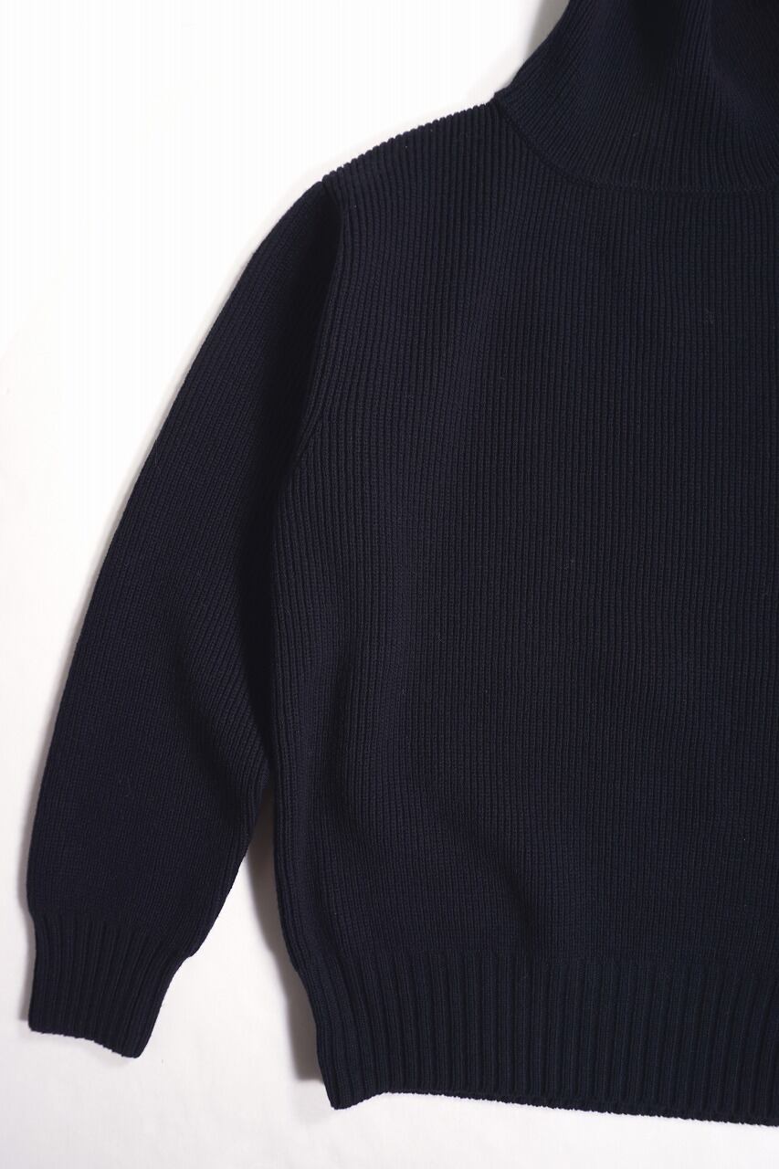 Hand Framed High Neck P/O　