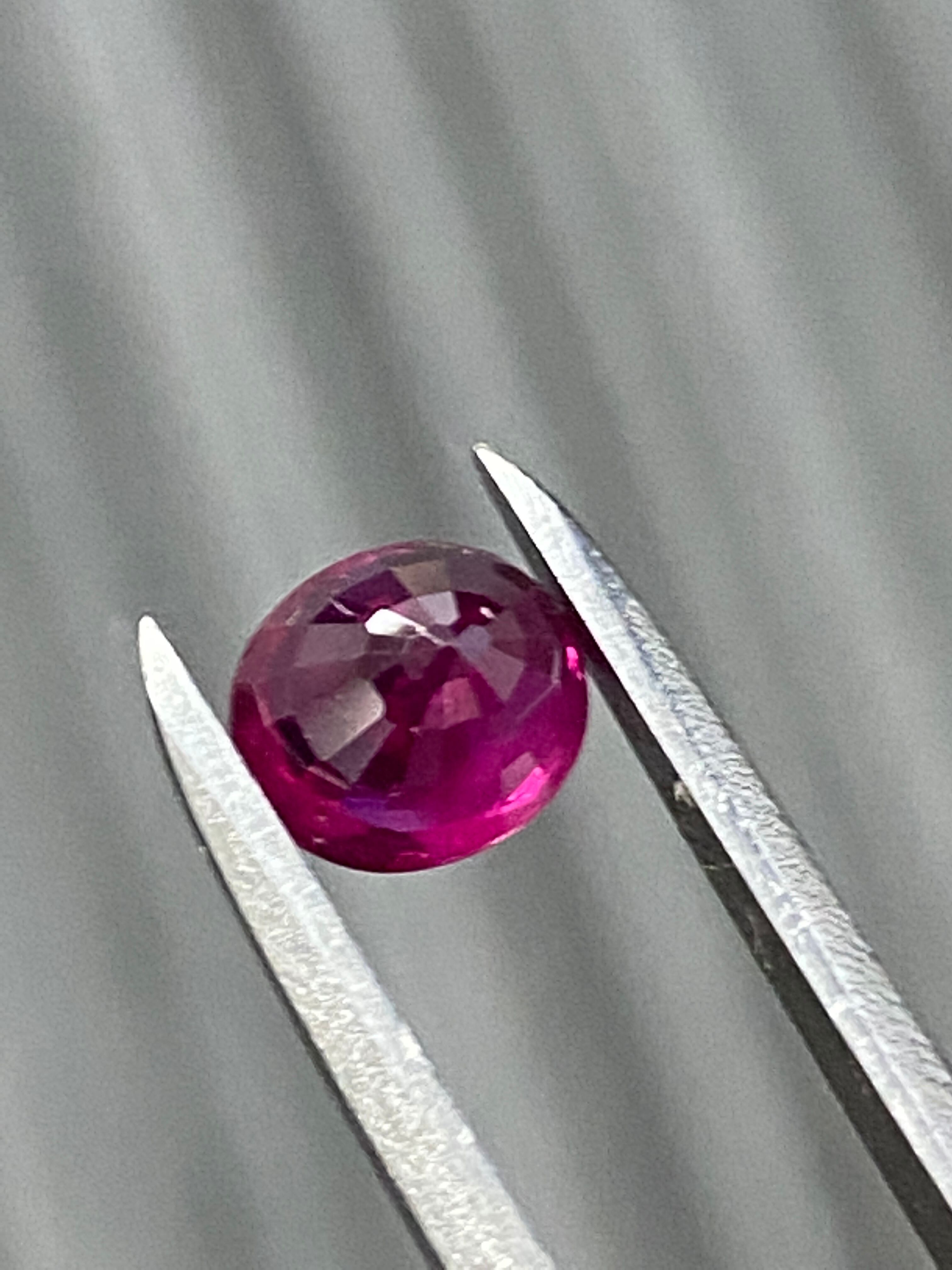 ミャンマー産　ピジョンブラッドルビー(加熱) 0.94ct AIGS鑑別書付き