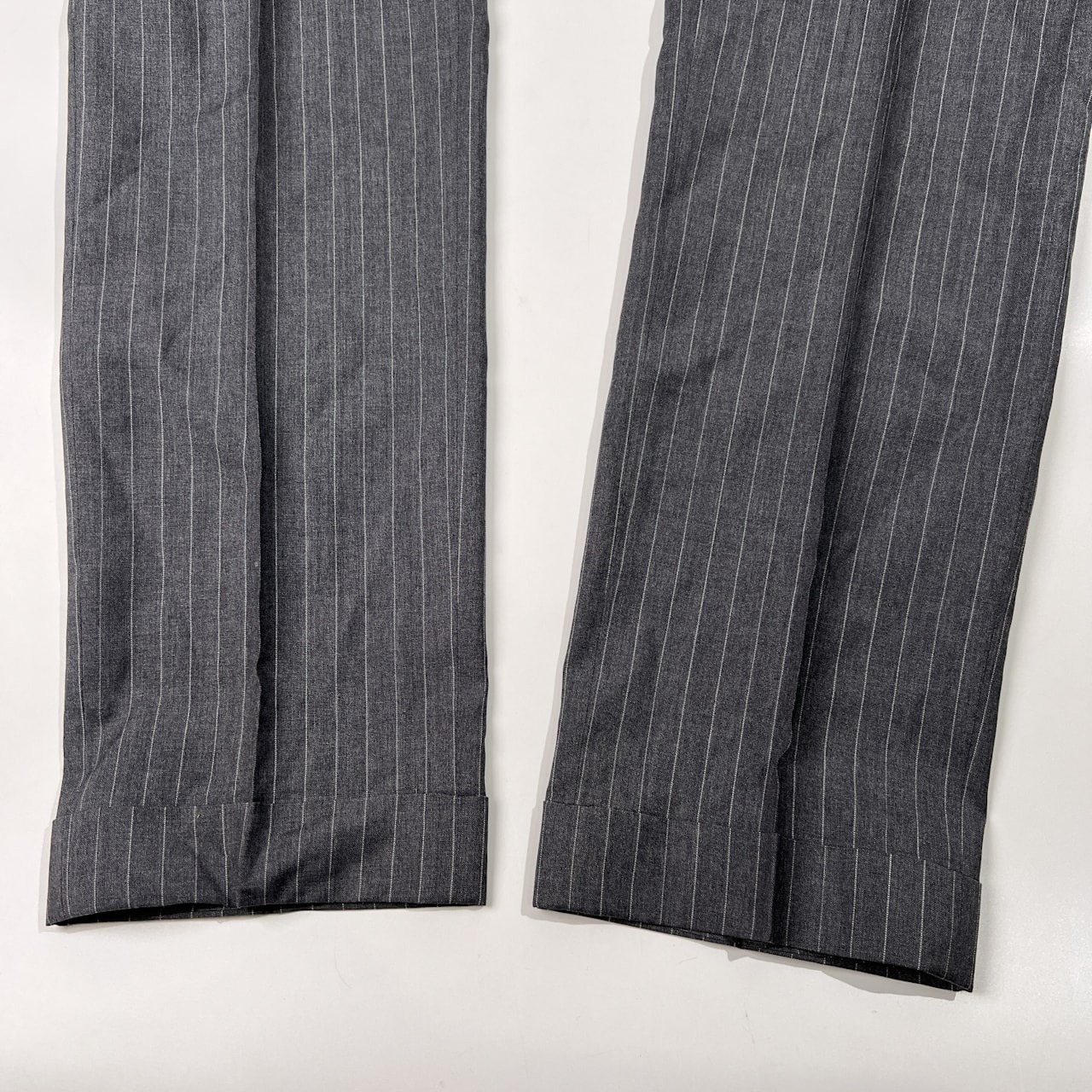 イタリア製 LARDINI ラルディーニ ストライプ スラックスパンツ サイズ 44 REG /グレー/裾ダブル