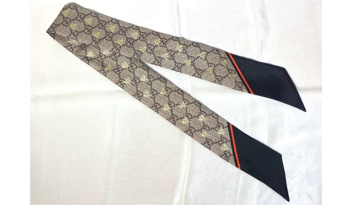 GUCCI グッチ ビー ハチ スカーフ ネックボウ GG柄 ベージュ ブラック