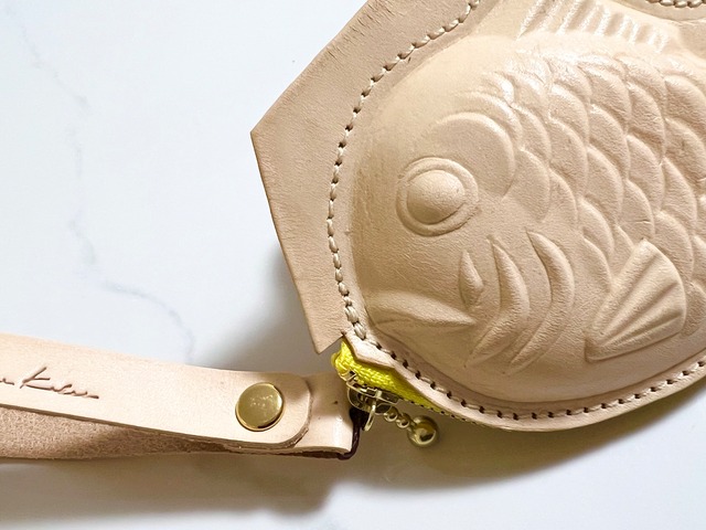 育てる革たい焼き/スタンダード ① カスタードクリーム