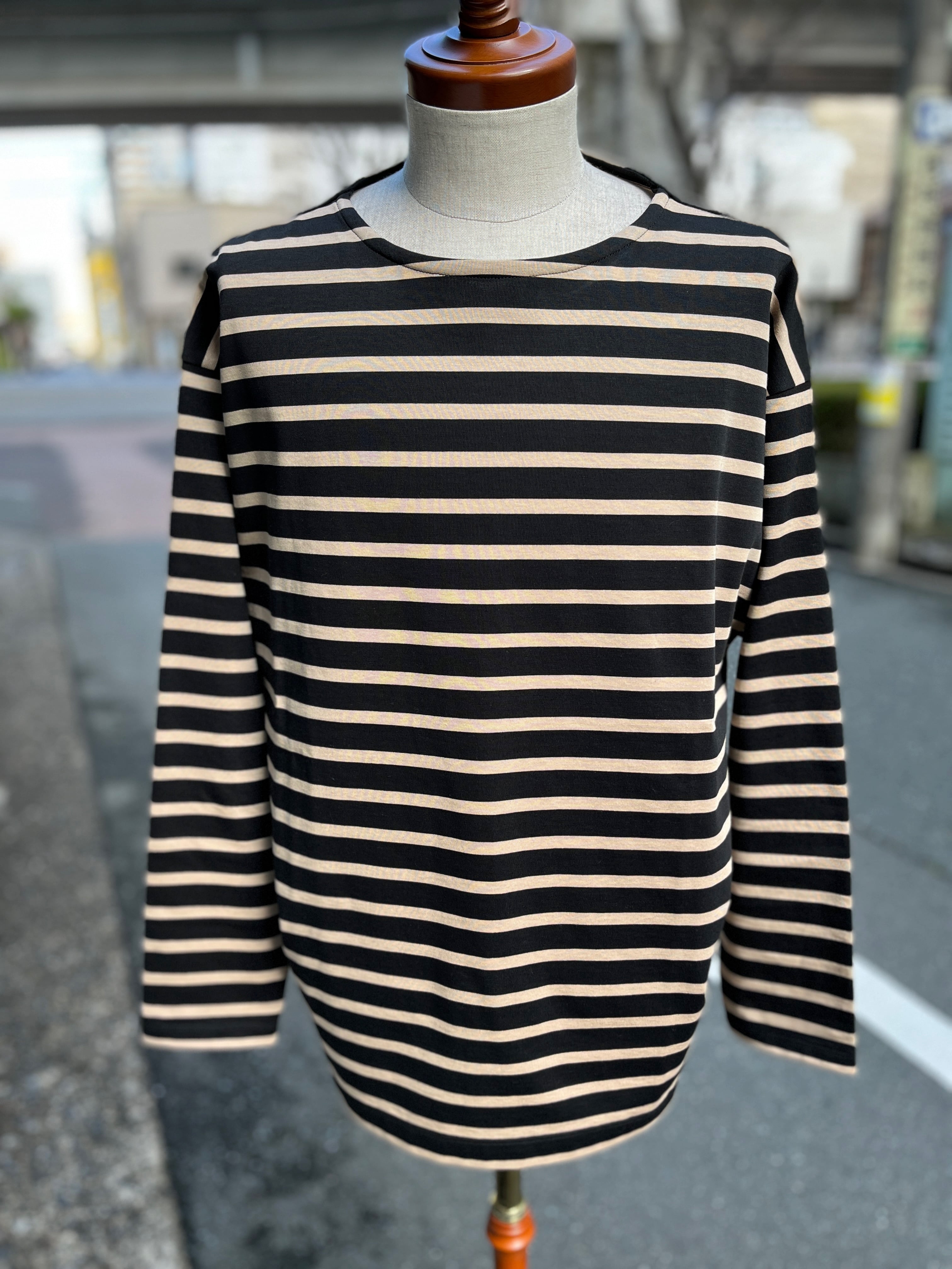 【新品タグ付・未使用】Auberge coco black×beige 44