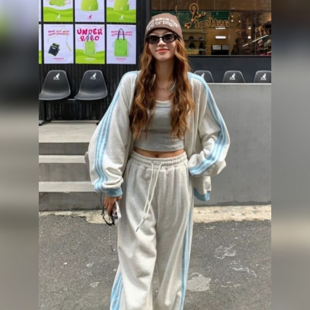 セットアップ  サイドライン スウェット ジャージ セットアップ トラックジャケット ラインパンツ 上下セット サイドライン セットアップジャージ 韓国 ファッション 大人カジュアル スポーティー ジム ストリート 20代 30代 40代 CO5401