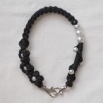 ハンドストラップ　ブラック×ブラック