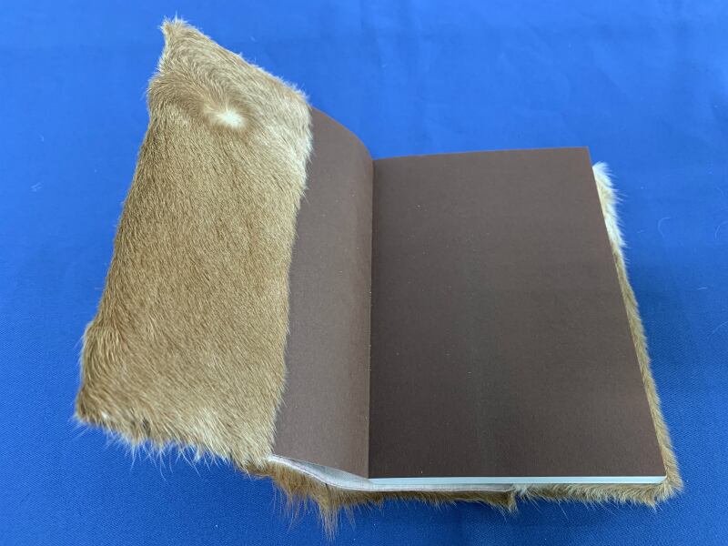ブックカバー B6サイズ本用 毛皮品種：ポニー | 田舎の毛皮屋さん