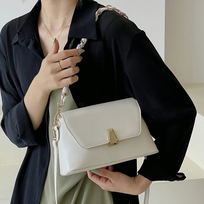 サマーチェーン ワンショルダー 夏物 メッセンジャーバッグ Tiancai_Wing_Bag53617485413