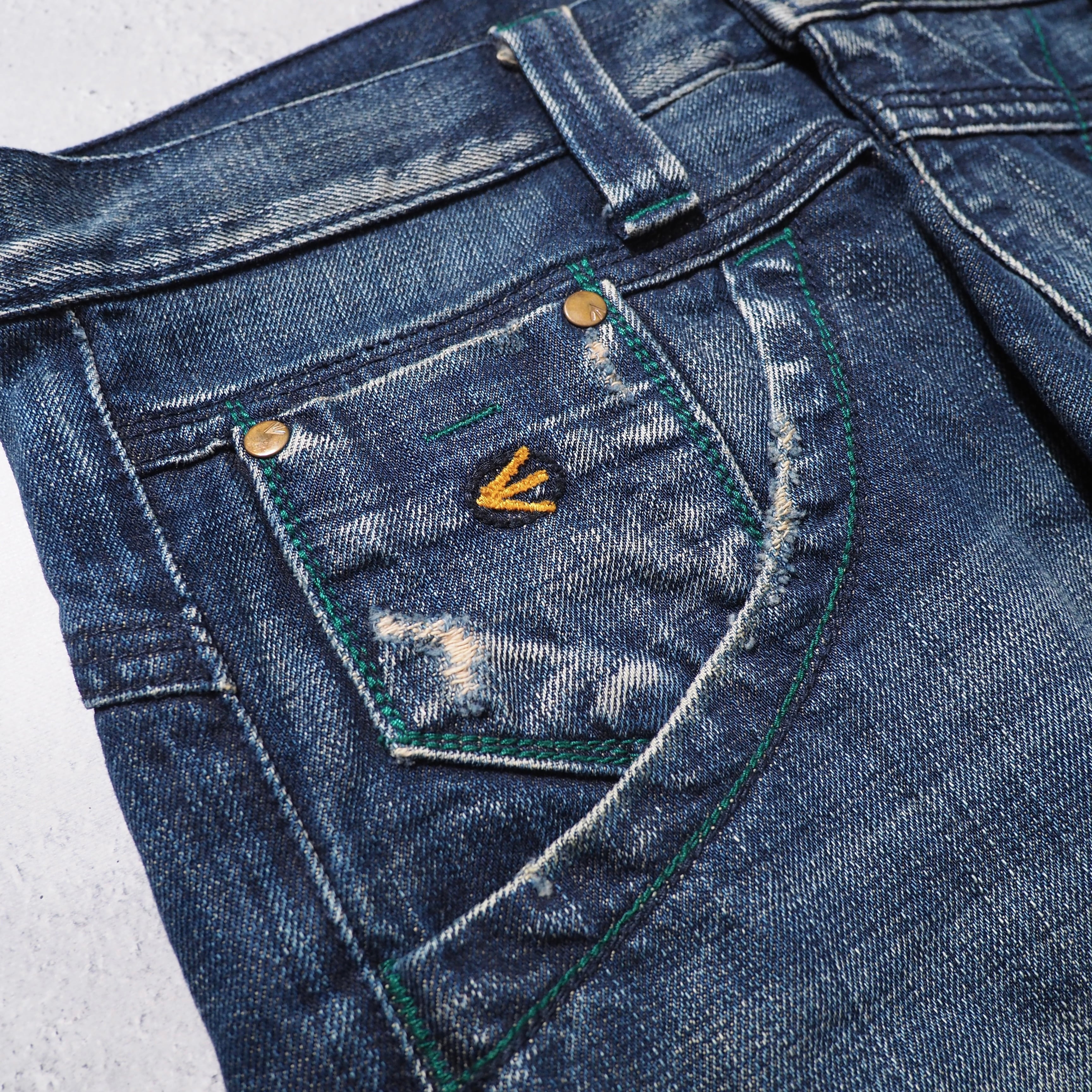 " ENERGIE " Good Fade Aging × Green stitch Embroidery vintage Denim pants (made in Italy)
