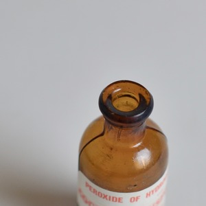 Bottle / ボトル〈花瓶 / ボトル / ディスプレイ 〉DE1906-0002