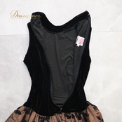 ハワイアンダンス 衣装 CoCoEmily ココエミリー ワンピース フラダンス ブラック系 ベロア生地 黒 茶 花柄 植物柄 ラメ 華やか かわいい おしゃれ 上品 大人っぽい ノースリーブ ブラウン系 イエロー系 黄 ふんわり ボリューミー ベロア ノースリーブワンピース フレアスカート ボリュームスカート フラワー柄 葉柄 ラメ入り キラキラ 柄 ワンピ フォーマル ダンス衣装 レッスン 発表会 舞台衣装 セレクト 2表記 ブラウン ブラック イエロー ファスナー 伸縮性なし 毛並み風 大人可愛い