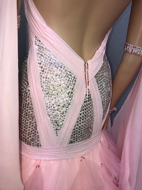 ハイクオリティAUドレス　スパンコール ドレス　社交ダンス ドレス　スタンダード　モダン　ベビーピンク　M　ST-101　デモ・競技用ドレス　発表会　衣装　パーティドレス　舞台衣装　ワンピース