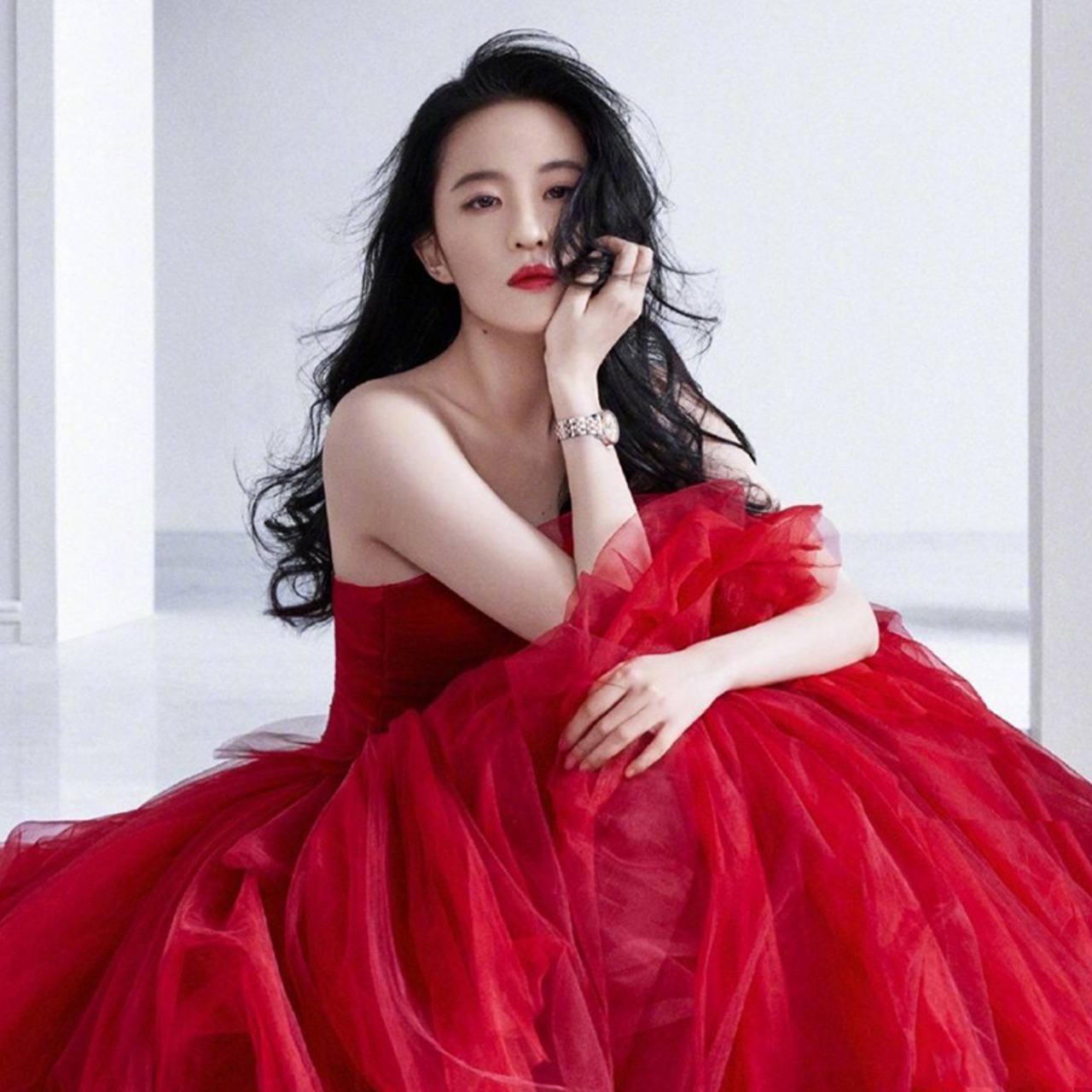 高品質！カラードレス ワインレッド ベアトップ ソフトチュール  