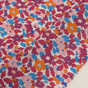 説明欄確認要◆輸入　リバティ　LIBERTY　タナローン　Betsy Berry　ベッツィ・ベリー　カシス＆オレンジ　約130×50cm