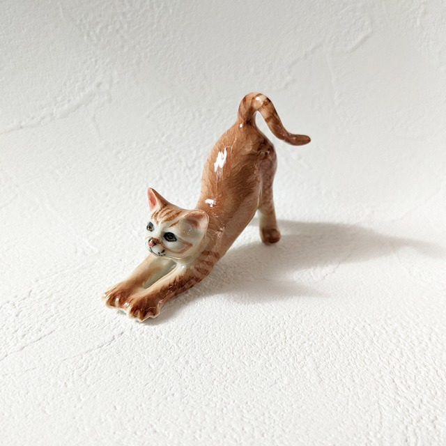 【ミニチュア陶器】 Cat~tabby~stretch