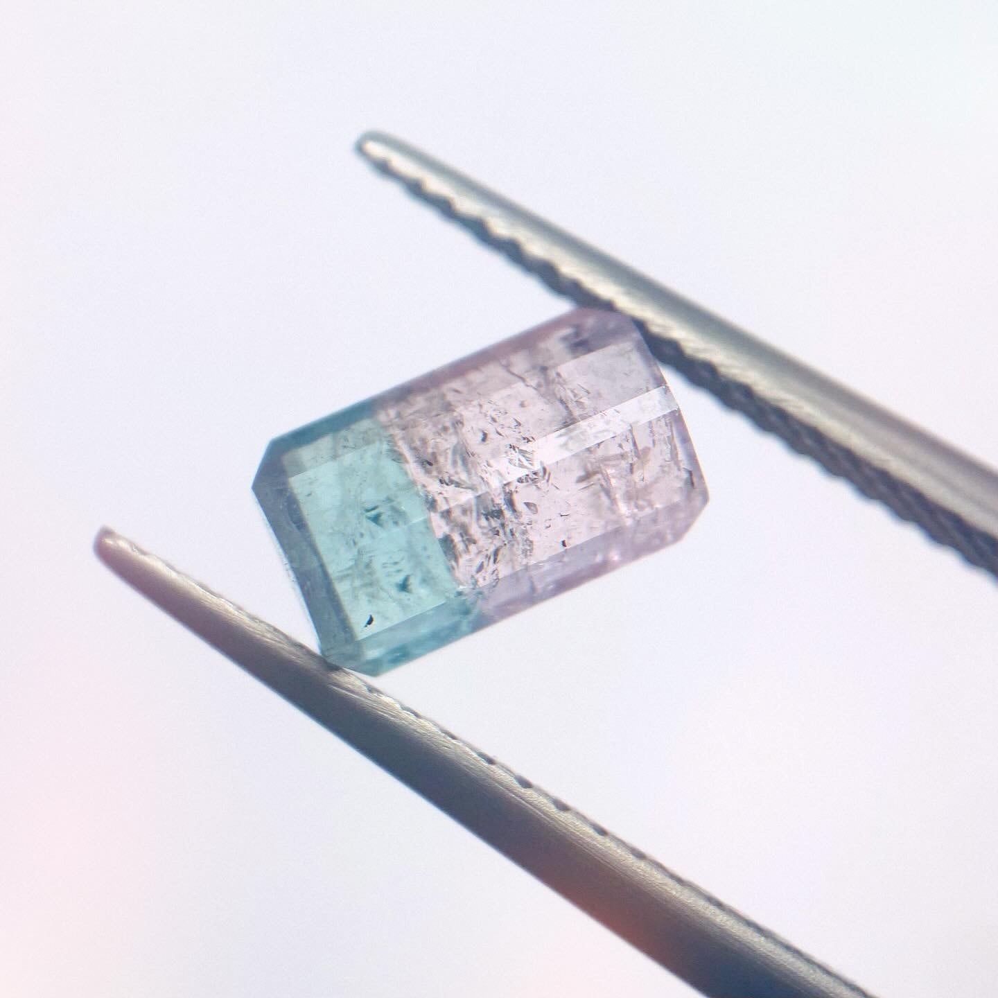 キキララカラーの金平糖なバイカラートルマリン