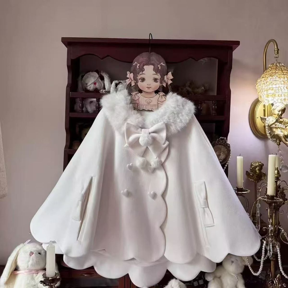 Sweet Princess Cape】ふわふわファーとリボンの魔法 ドーリーな波型裾