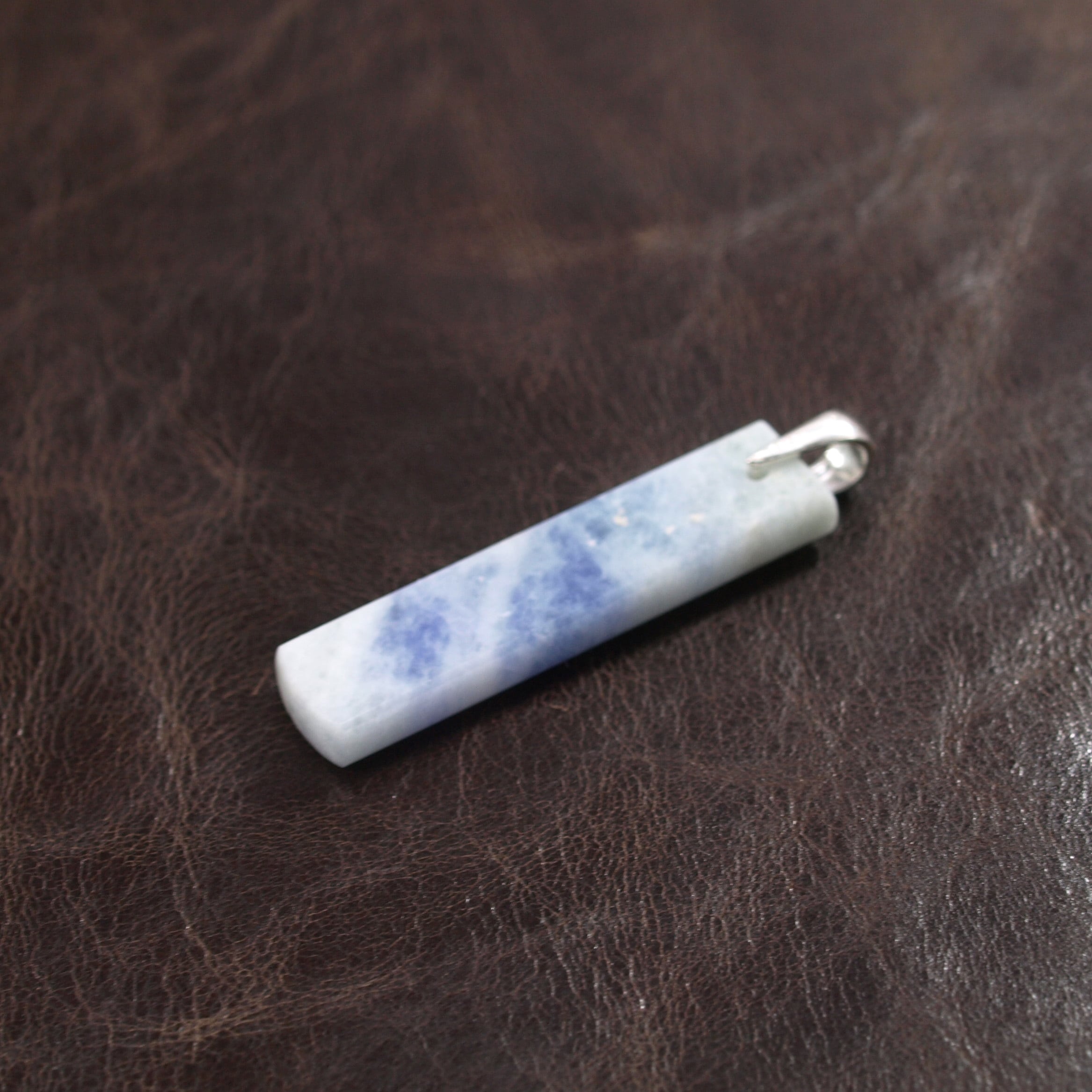 糸魚川翡翠 ラベンダー ペンダントトップ 3.9g | URUWA 工房 うるわ