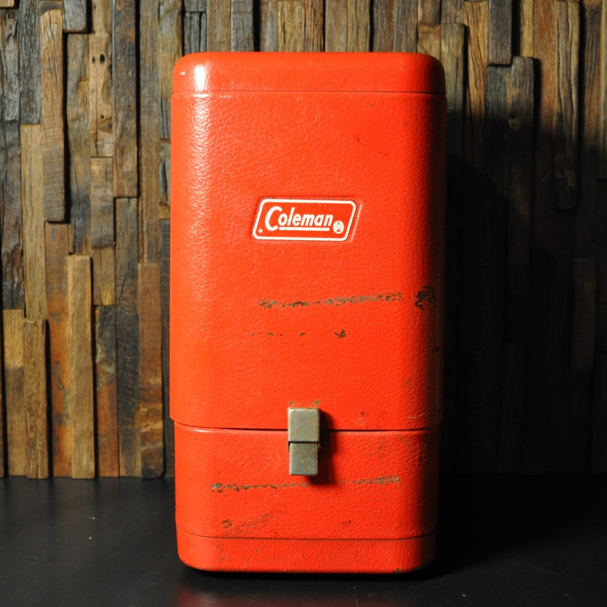 コールマン ガルウィング メタルケース レッド ビンテージ 200系