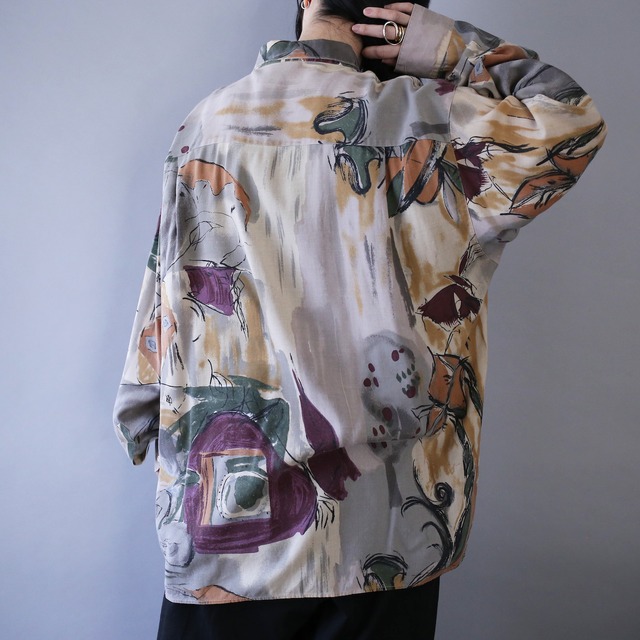 art graphic full pattern over silhouette shirt