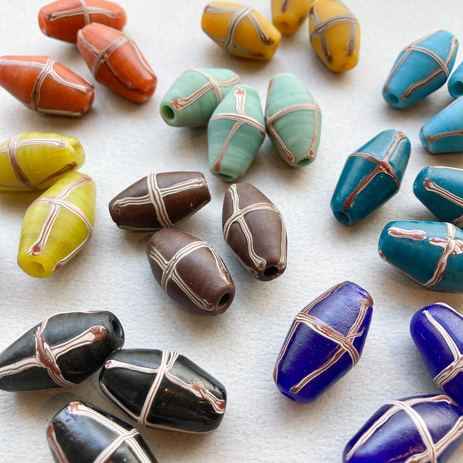 再入荷〉クロス模様ひし形ガラスビーズ | Dua-アクセサリーパーツショップ