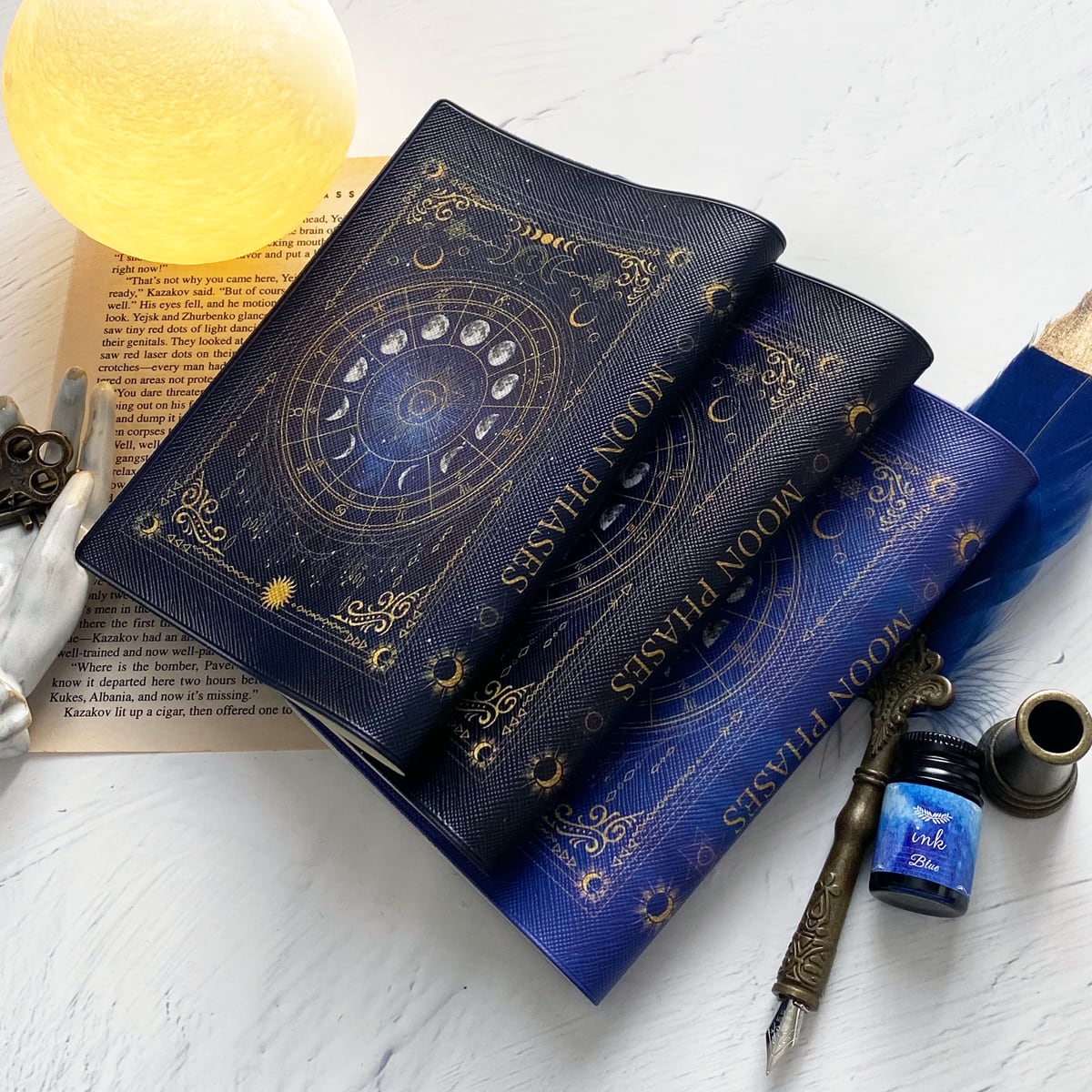 ブックカバー・手帳カバー】月の満ち欠け・12星座（ギャラクシー