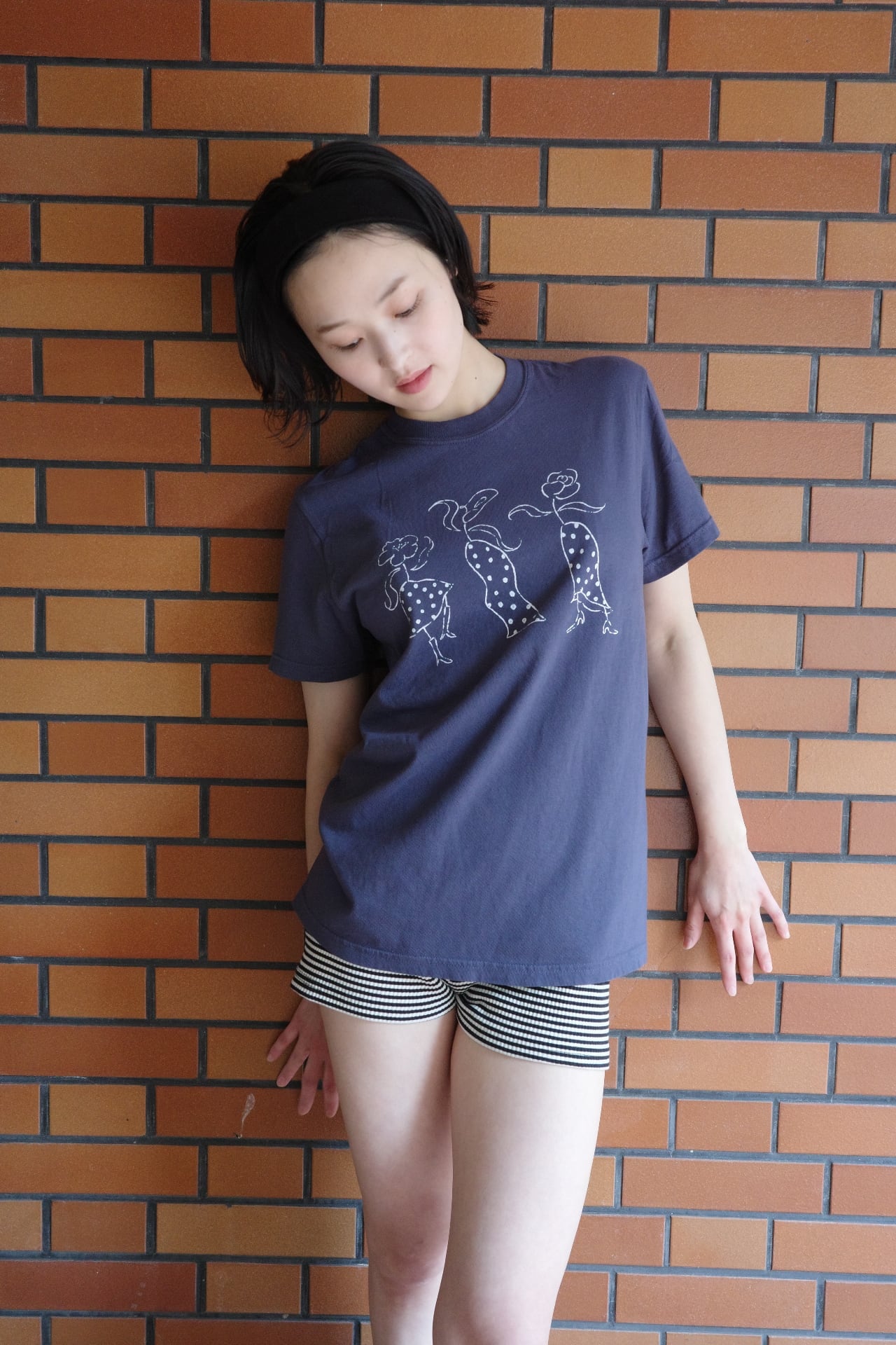 MADDIE x LITTERA Tshirt-Navy