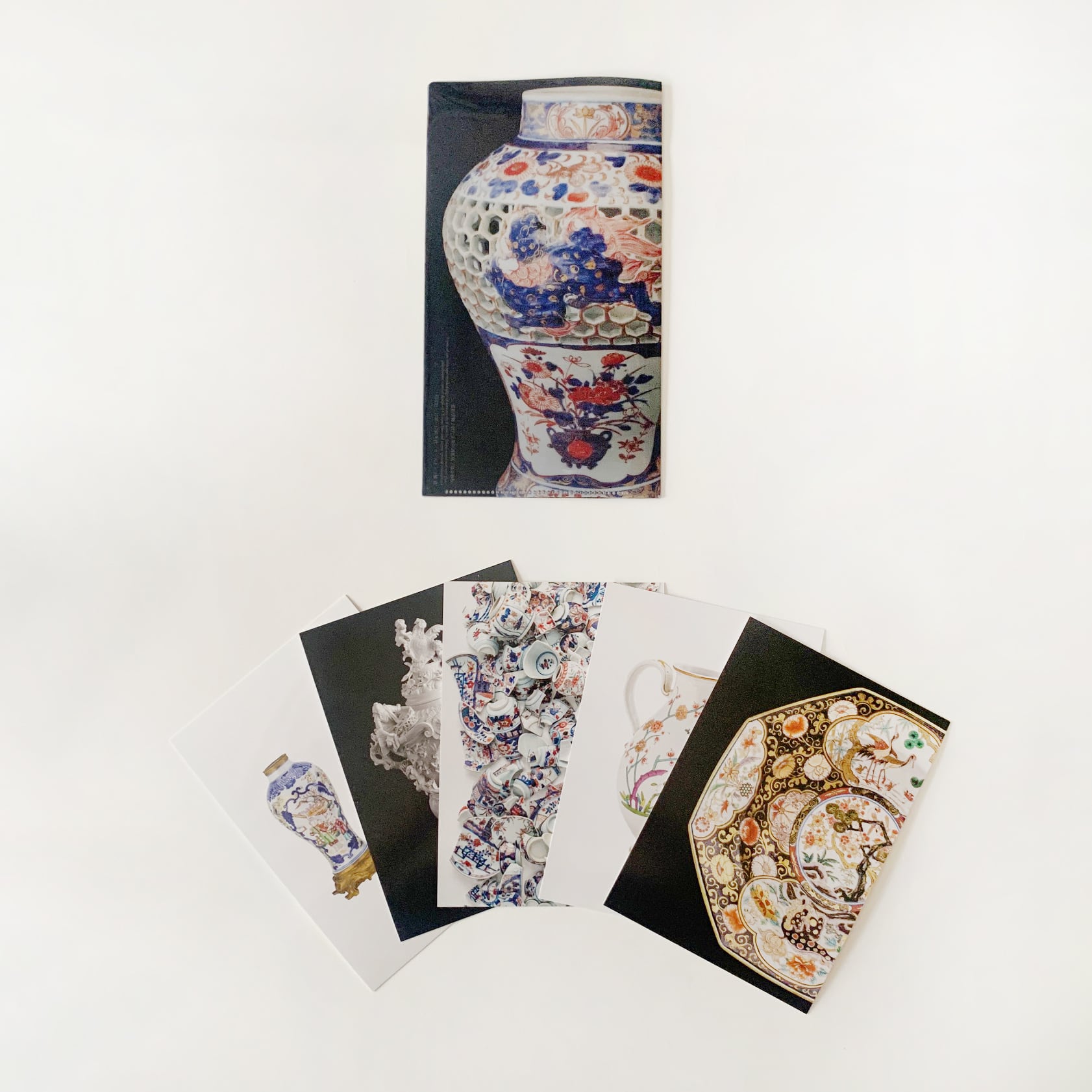 CURATORS ONLINE SHOP