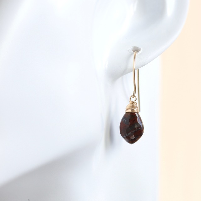 14kgf｜こっくり秋冬カラー｜クレイジーレースジャスパーのピアス（レース模様なし）