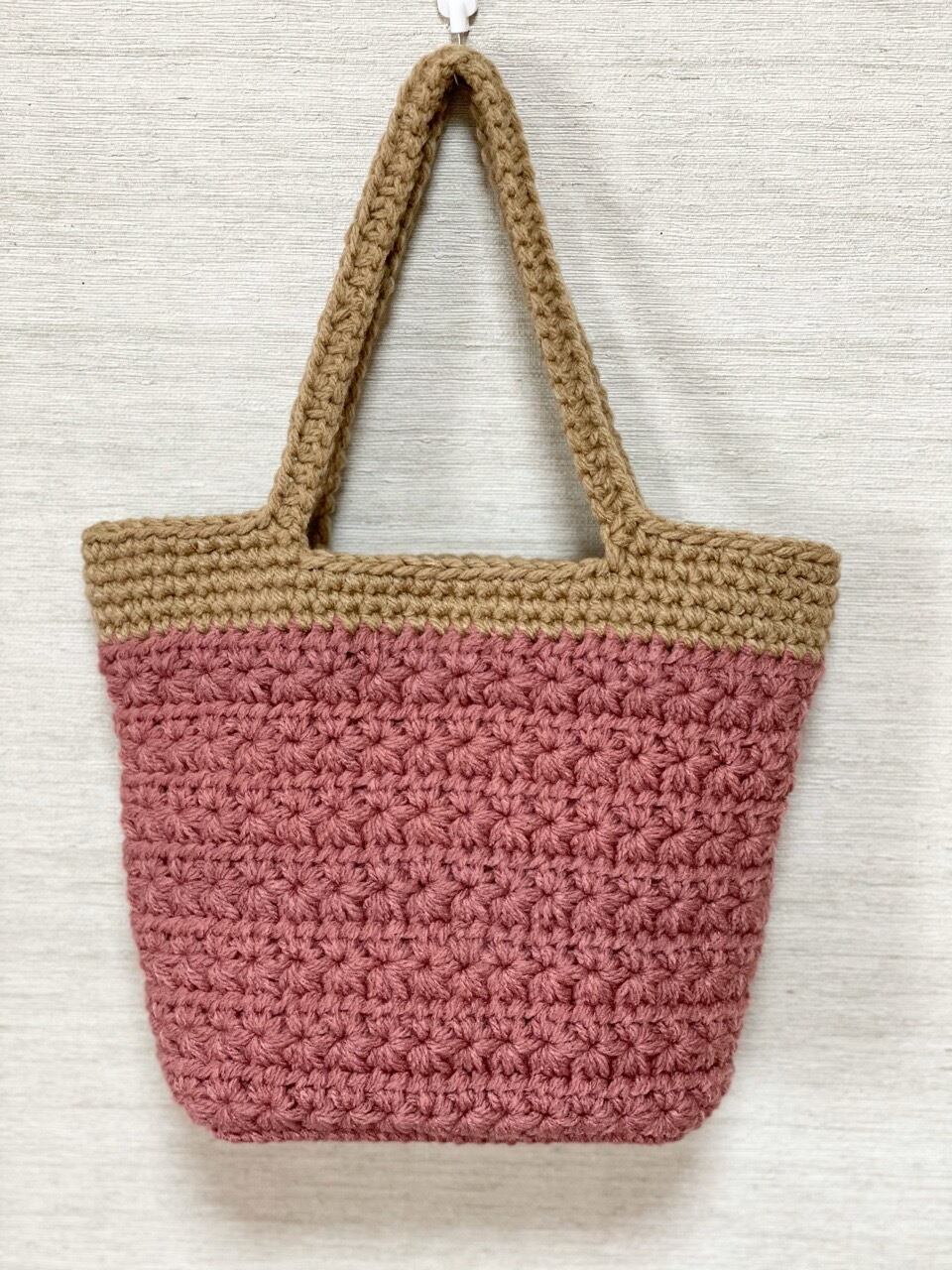 ハンドメイド作家　古布　赤 茶色　ピンク　個性的大きめ手提げカバン 花柄ピンク トートバッグ 底板付き | Pocket Crochet ❃ポケット