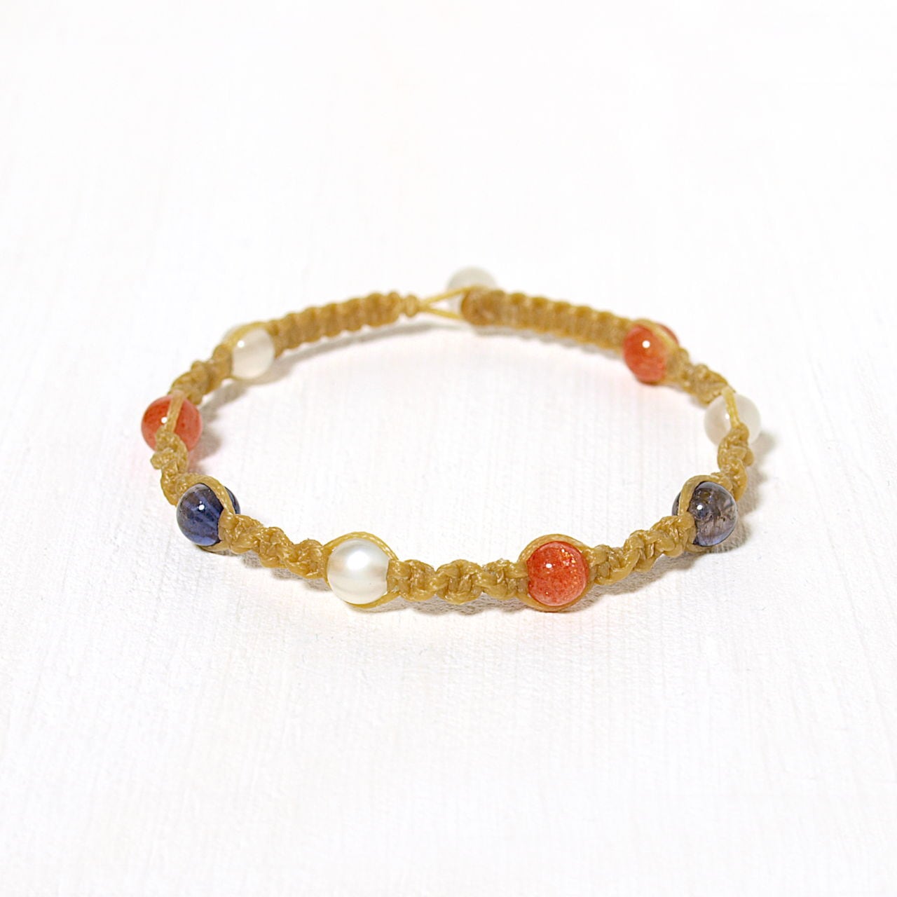 オレンジムーンストーン＋サンストーン6ミリ玉ナチュラル