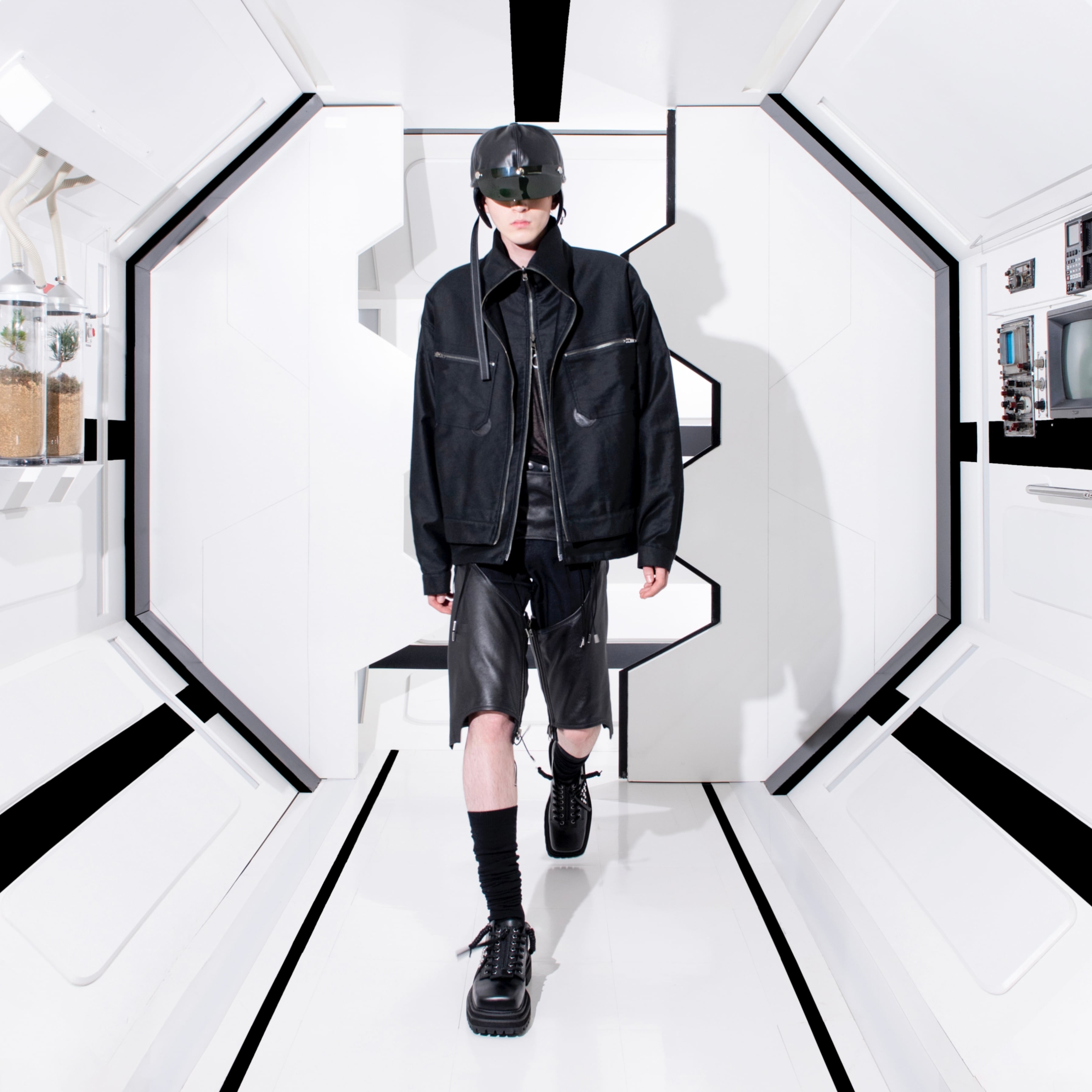 DAIRIKU | Moore DAIRIKU | Moore