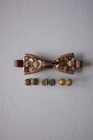 tai × cuffs button SET
