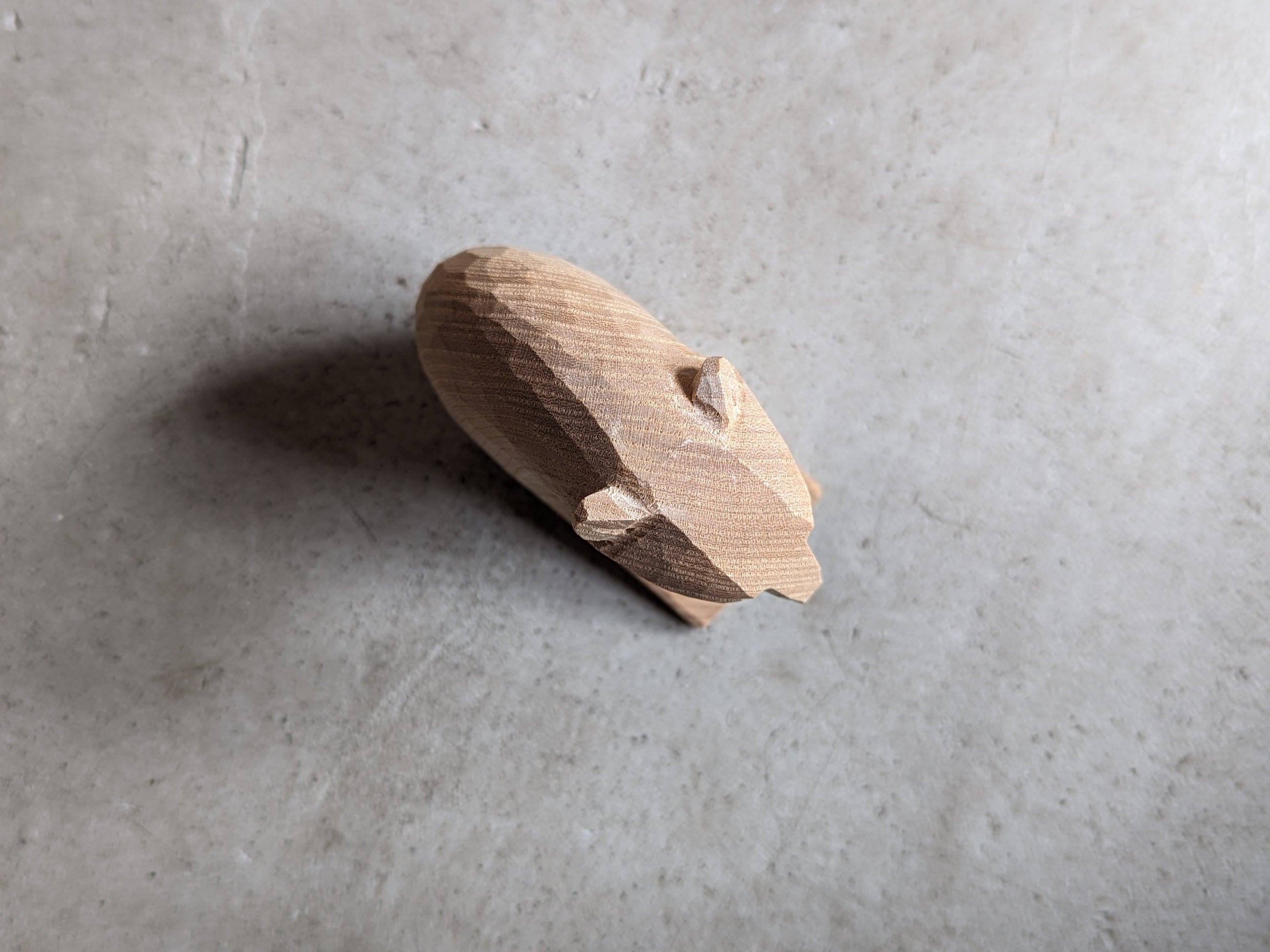 賀上隼敬 カーブ熊 #1 | 木彫りの熊 | inoya | Basic Life Store