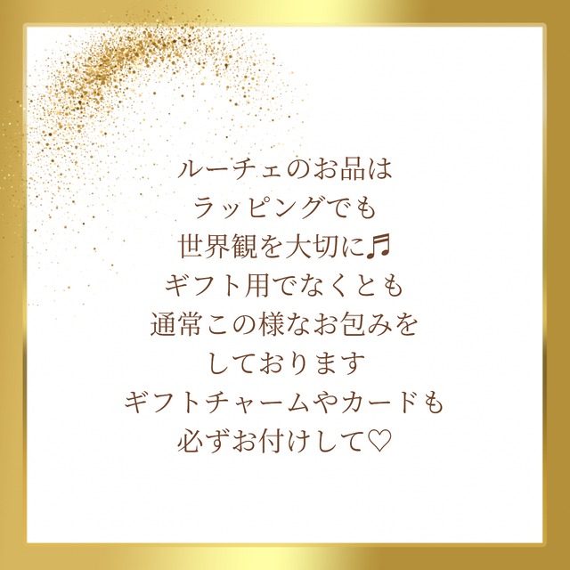 夜の中の薔薇ネックレス