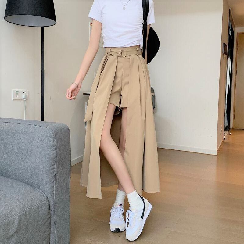 ヘルシーな肌見せ レイヤード ショートパンツ ロング ハイウエスト スカート風 スカパン 脚長 女っぽ 大人可愛い Lamitte Deco トレンド 韓国ファッション ショップ Base店