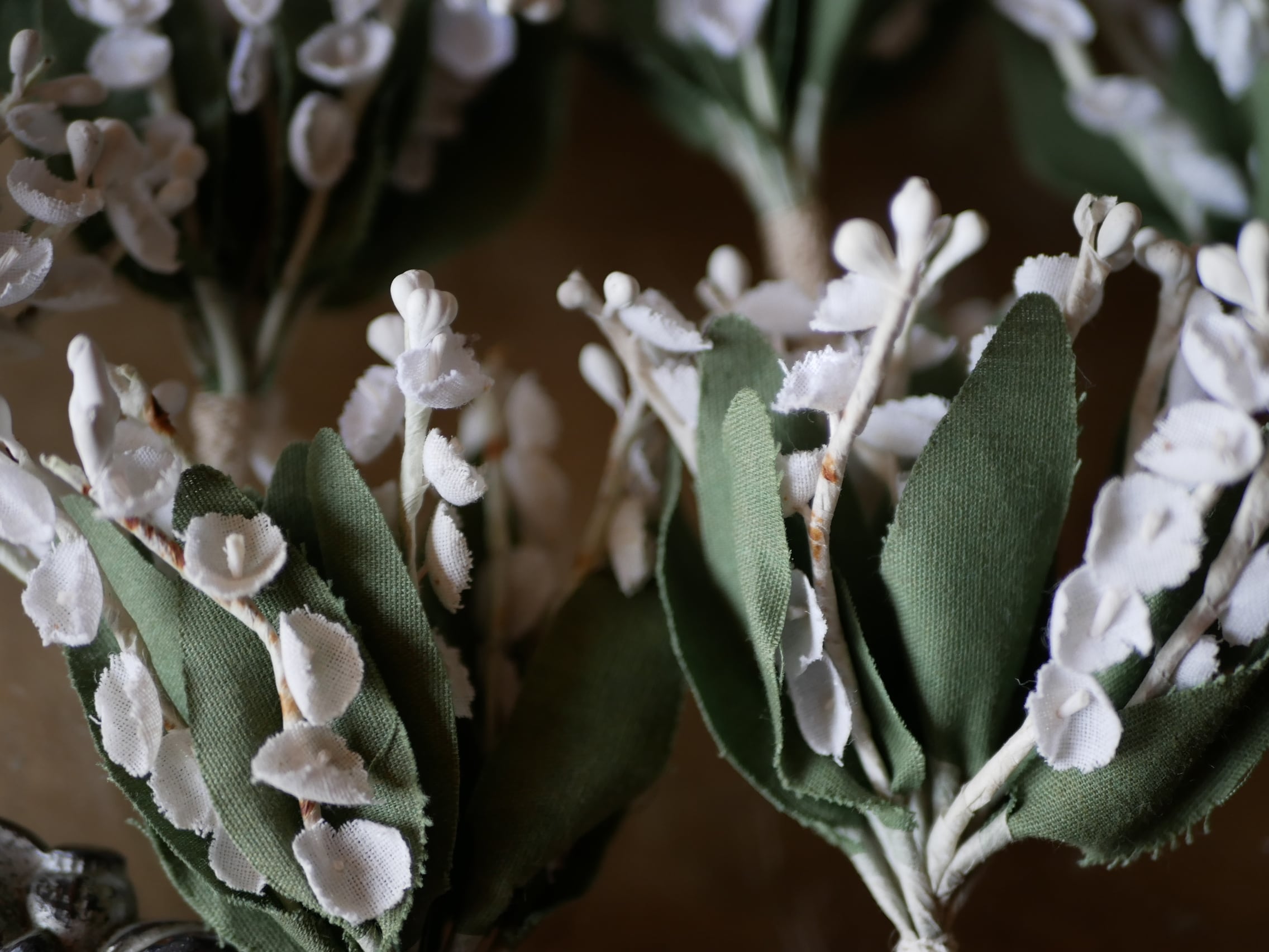 美品】フランスヴィンテージ 布花 すずらんのブーケ ブルーリボン[3481