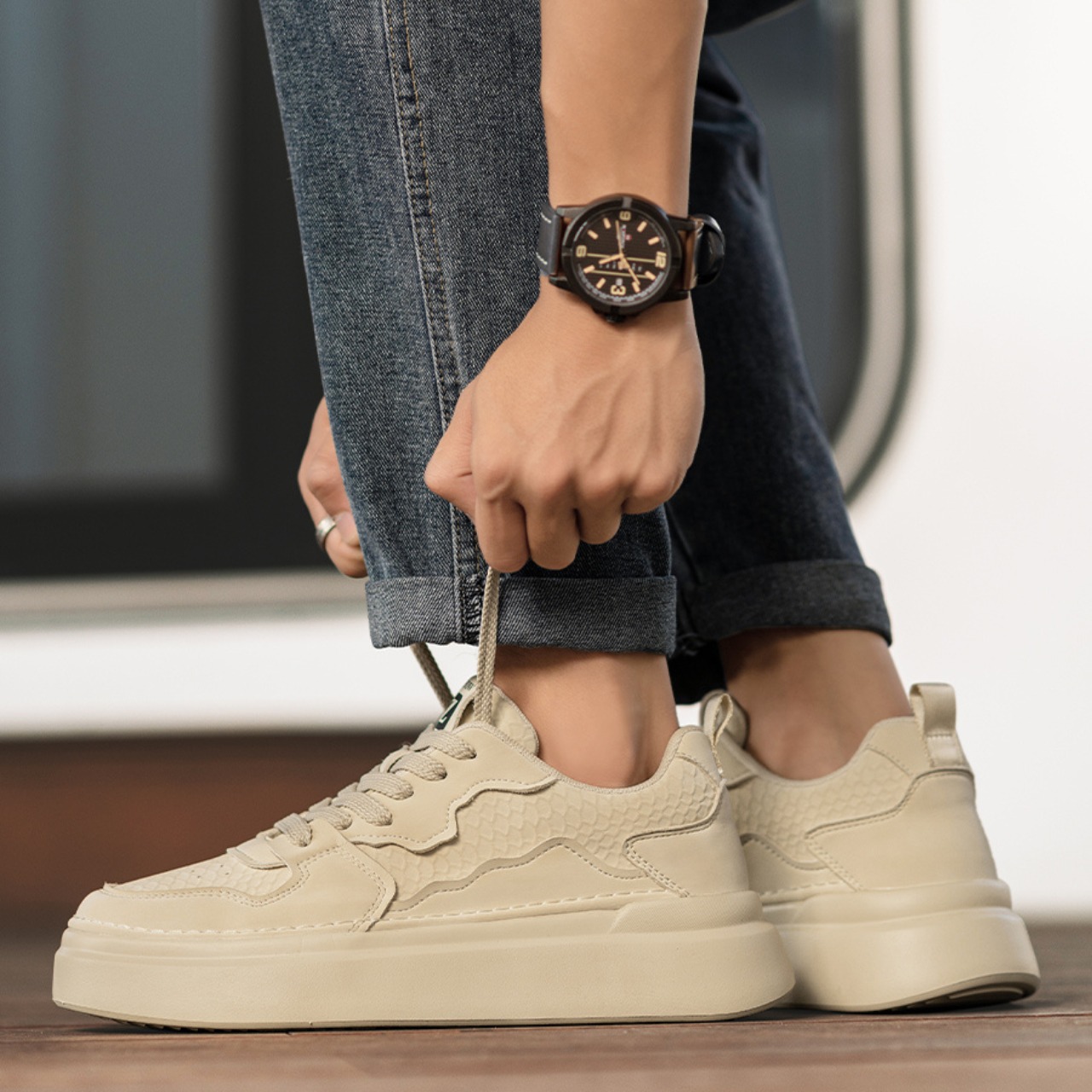 ラウンドトゥスニーカー af0170