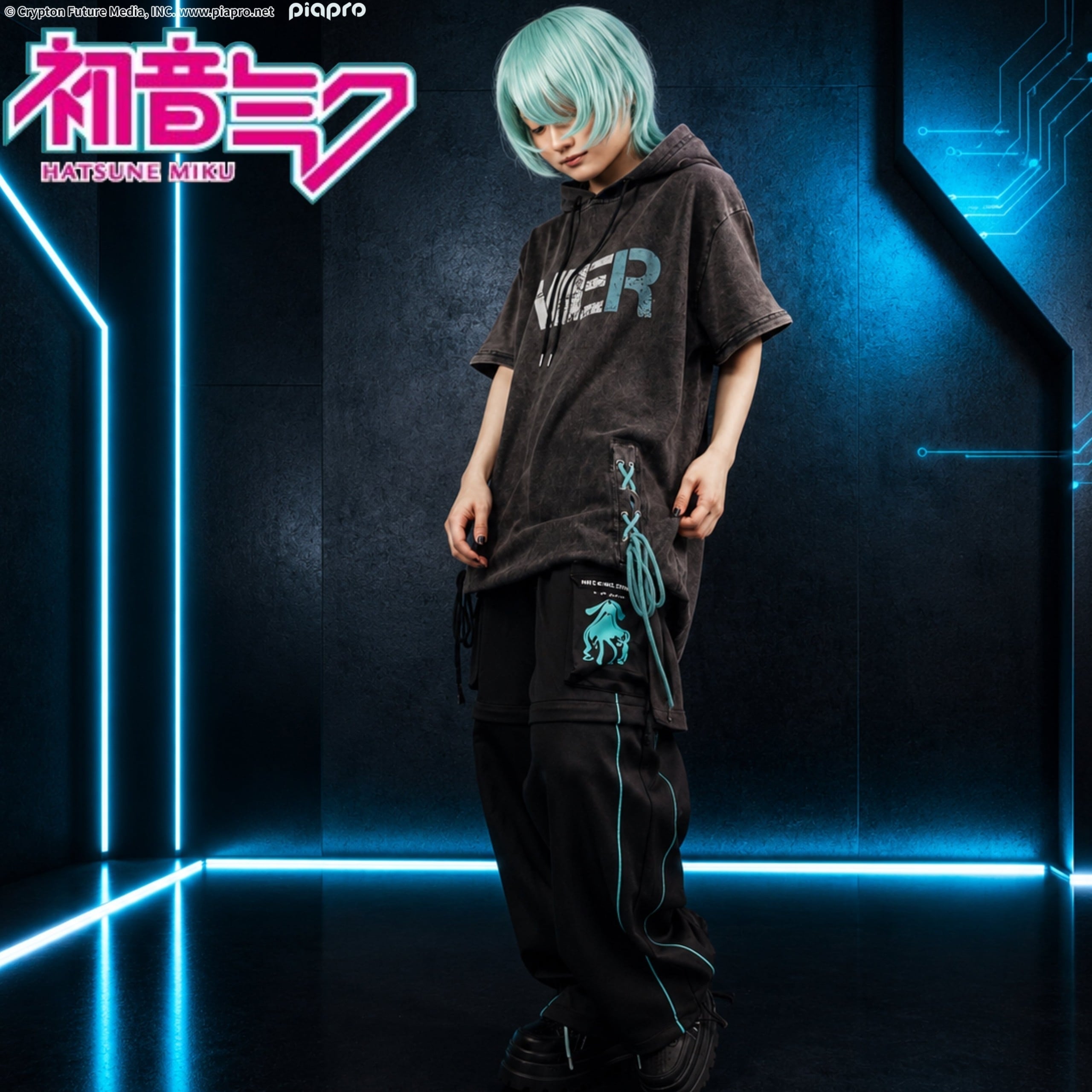 切り離し可能3WAY ZIP CARGO PANTS【初音ミク】☆缶バッジ4個付き