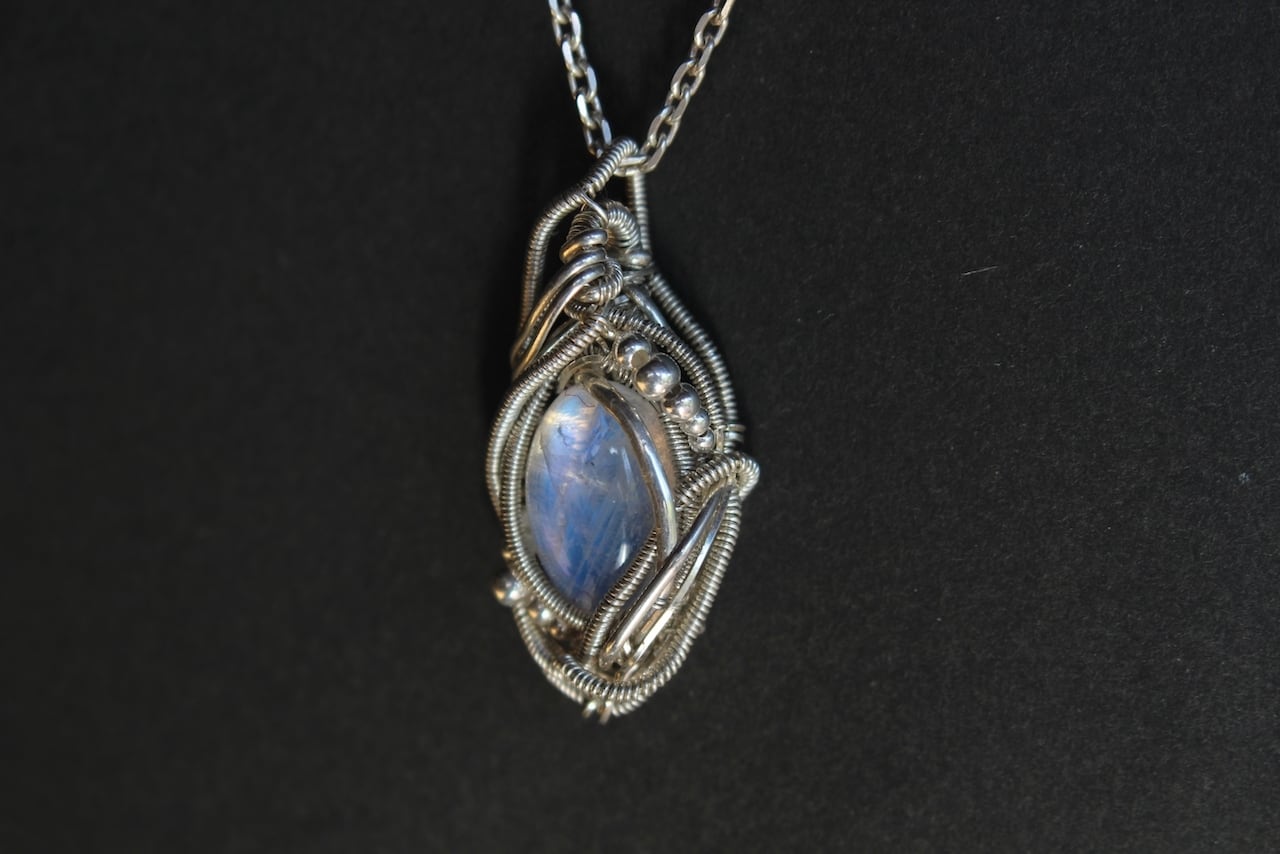 Blue moonstone silver925 wire wrapping  pendant