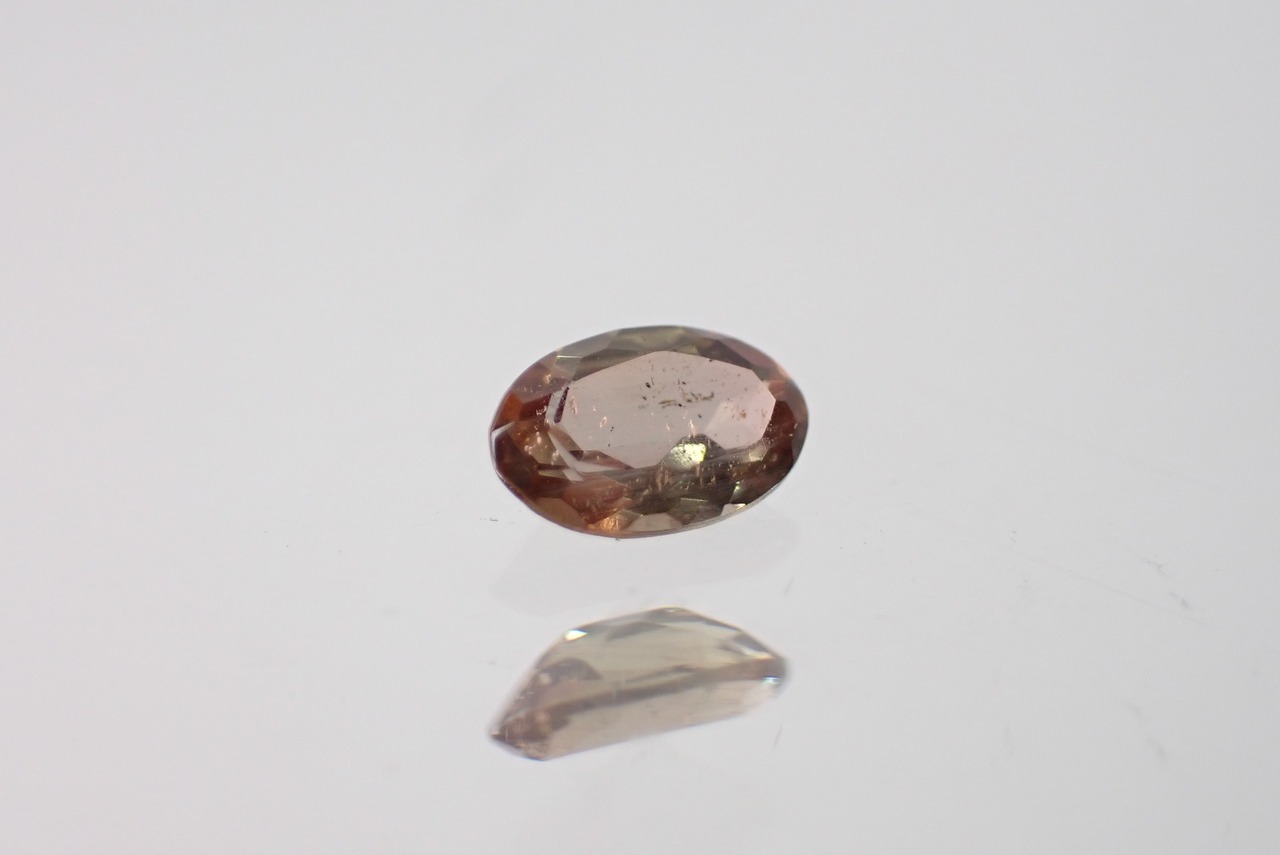 アンダルサイト　0.22ct　 [D9-16]
