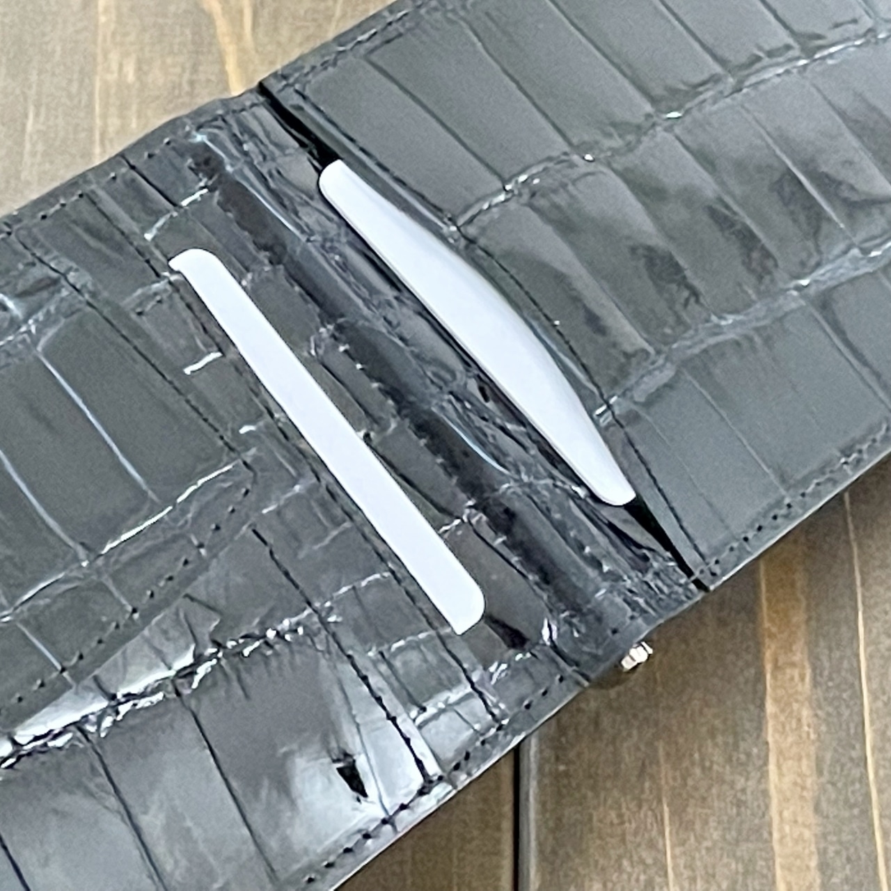 クロコダイル マネークリップ 無双 ブラックブルー